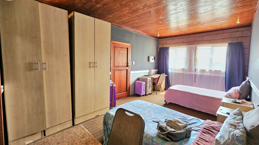 1 Bedroom Property for Sale in Brandwag Free State